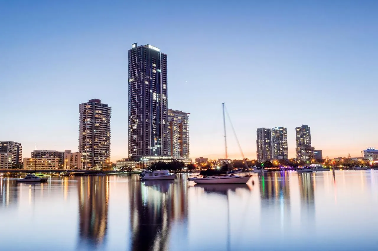 Meriton Suites Southport Guldkusten 5*,  Australien