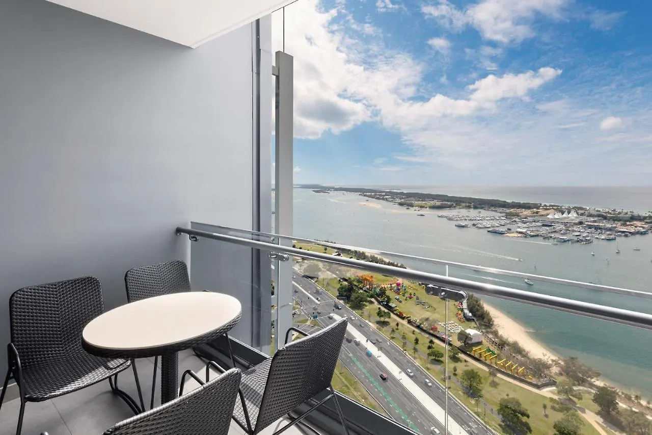 Meriton Suites Southport Gold Coast Hotel